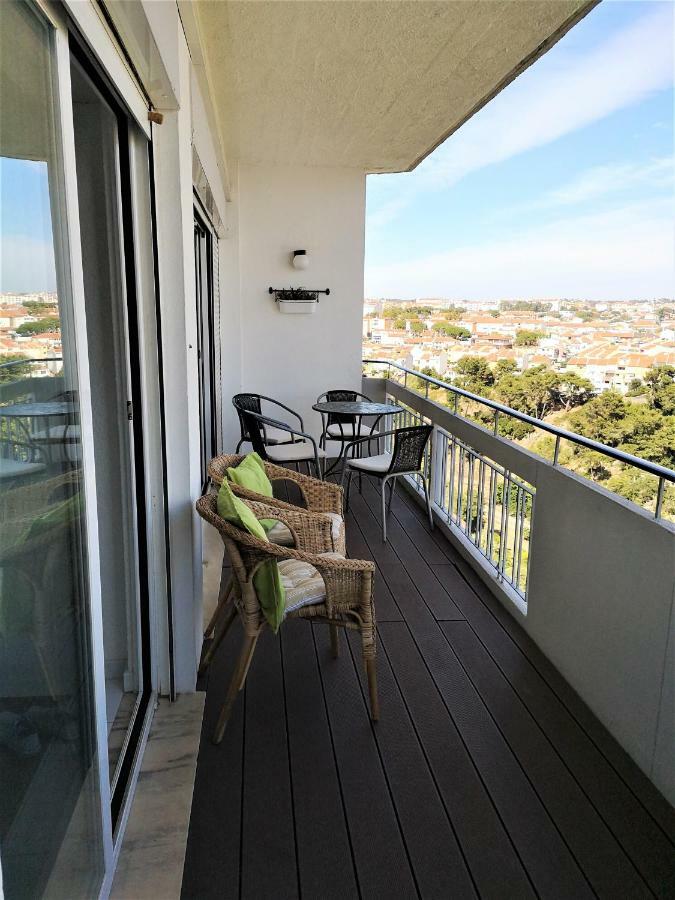 Superb View Over Cascais And The Ocean, With Wonderful Balcony Buitenkant foto